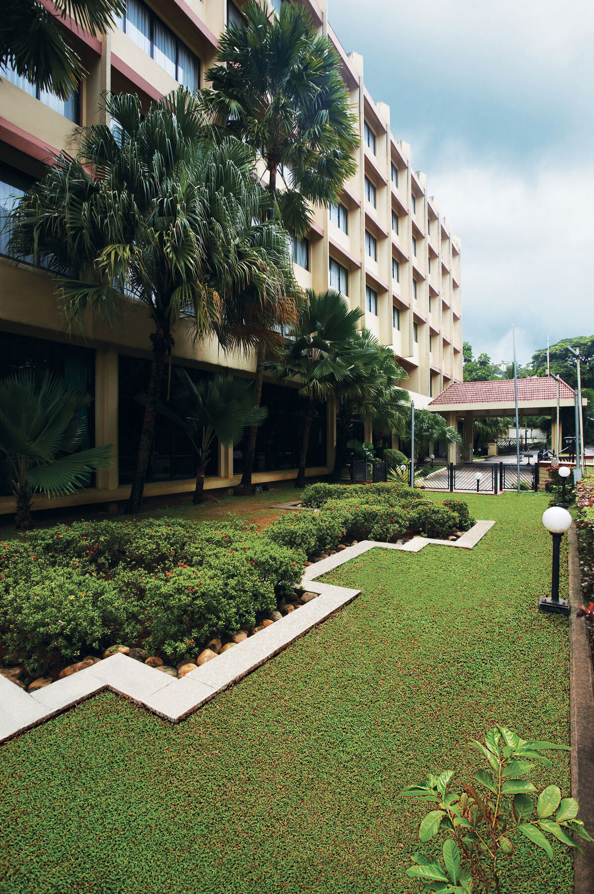 Vivanta Mangalore Oldport Road - Formerly Known As Taj Manjarun Zewnętrze zdjęcie